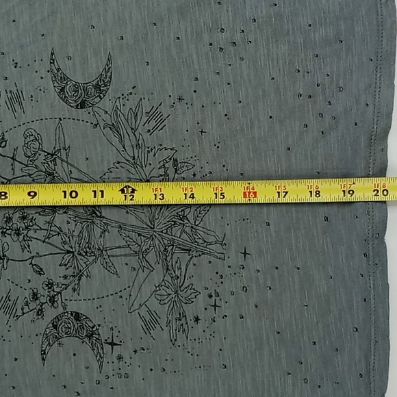 Dirtee Laundry Cosmic Child Size S Glitter Details Short Sleeve Woman's T-Shirt - Picture 4 of 7